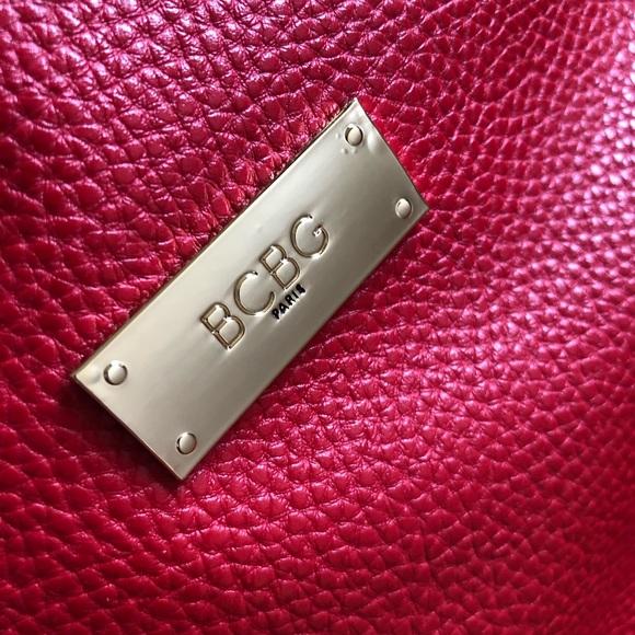 NWOT-BCBG Paris Red Crossbody w/ Removable Strips - Picture 3 of 9
